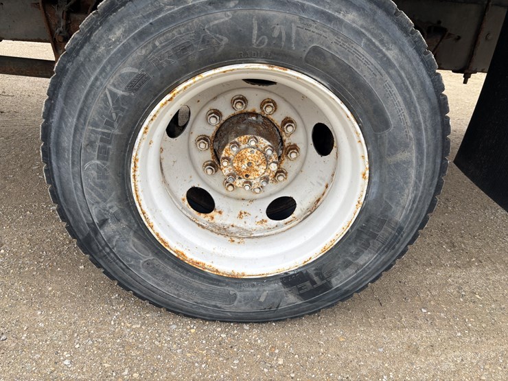 2000-international-4700-image-62