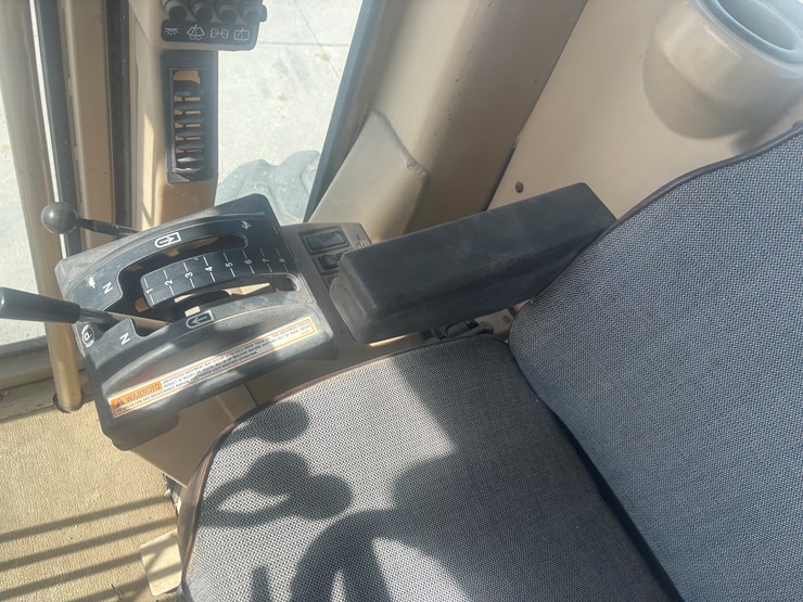 caterpillar-140h-vhp-image-28