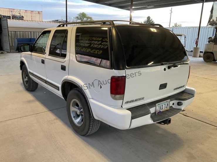 2000-chevrolet-blazer-image-5