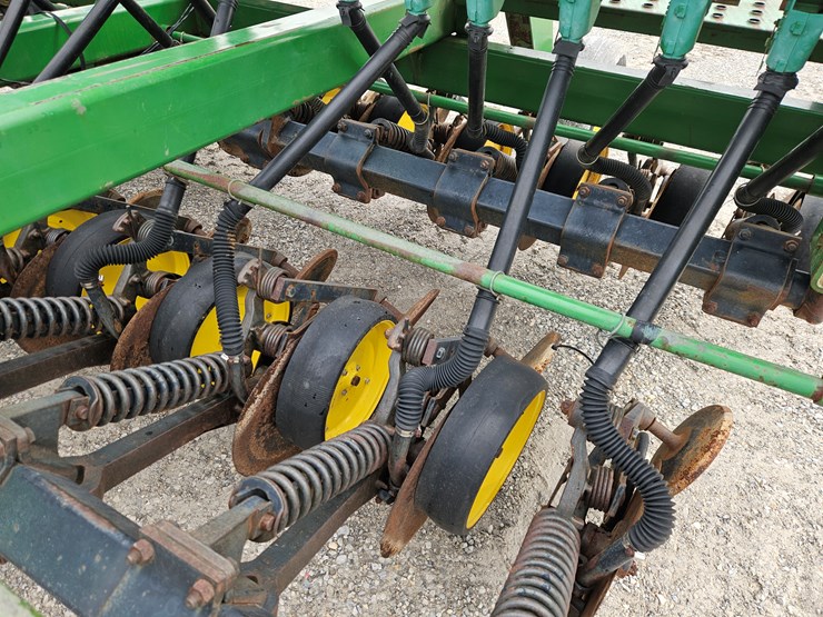 1994-john-deere-750-image-5