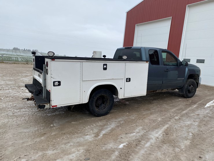 2007-chevrolet-3500hd-image-5