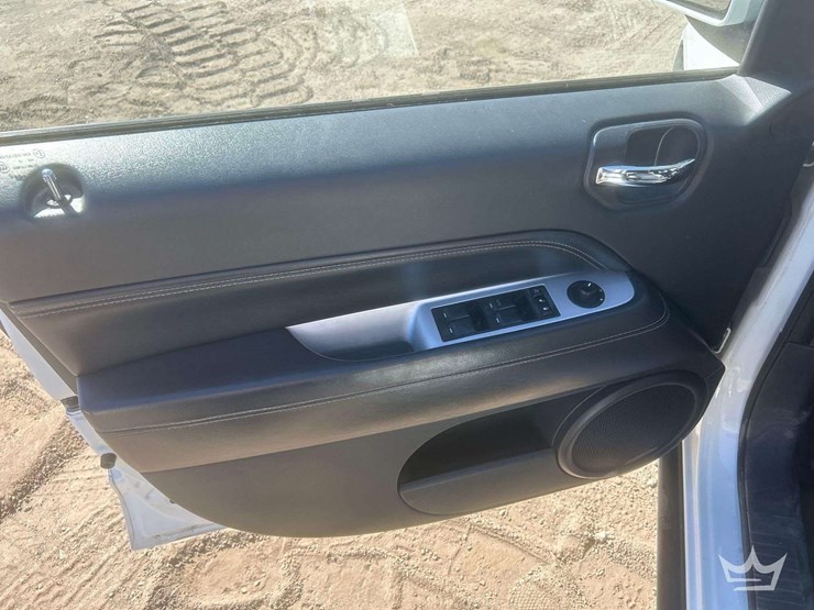 2016-jeep-compass-image-6