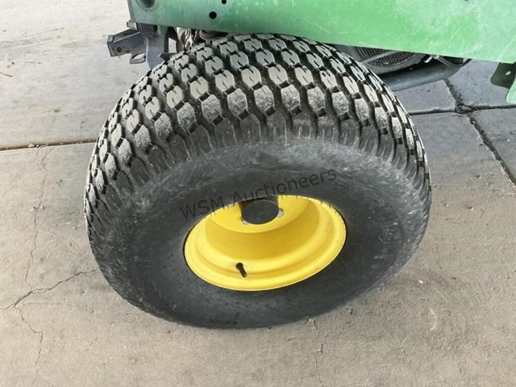 2014-john-deere-gator-image-8