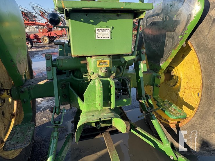 john-deere-50-image-11