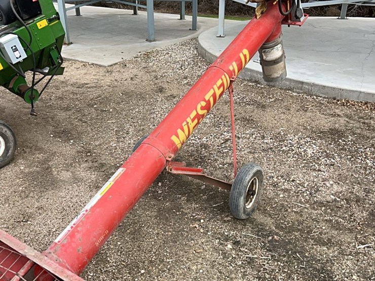 westfield-jump-auger,-has-5-hp-single-phase-220-electric-motor-image-18