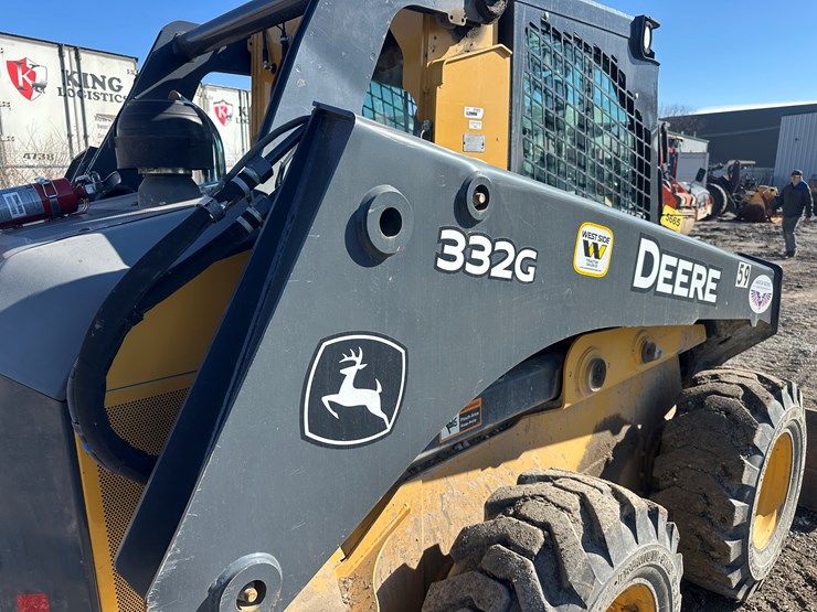 deere-332g-image-13