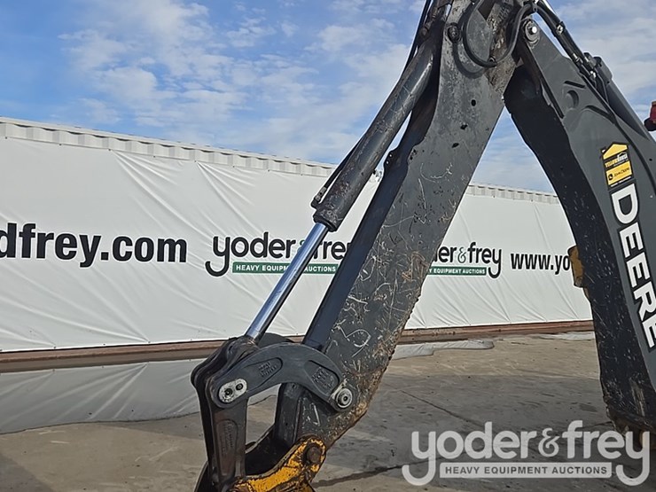 2018-deere-310sl-image-57