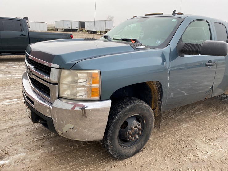 2007-chevrolet-3500hd-image-15