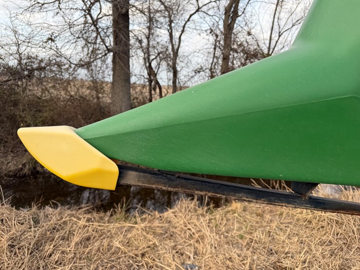 john-deere-630f-image-39