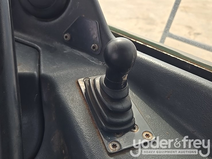 2018-deere-460e-image-73