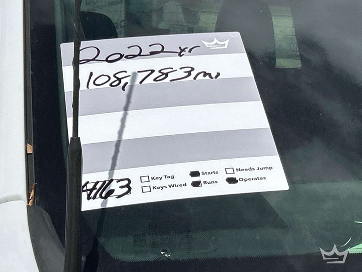 2022-chevrolet-silverado-2500-image-26