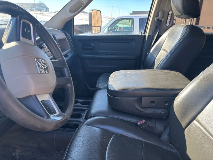 #2296-•-2011-dodge-4500-service-truck-image-40