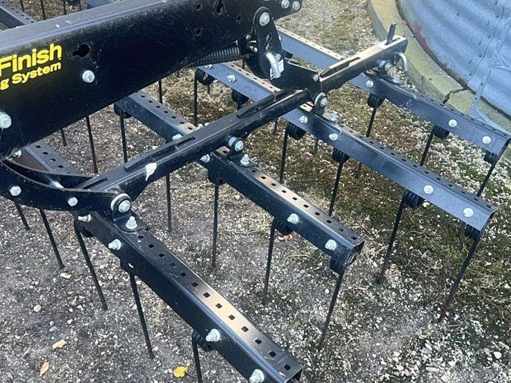 2024-john-deere-52-image-34