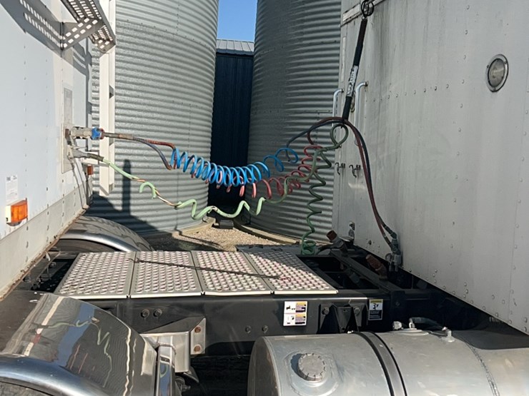 2007-kenworth-t800-image-24