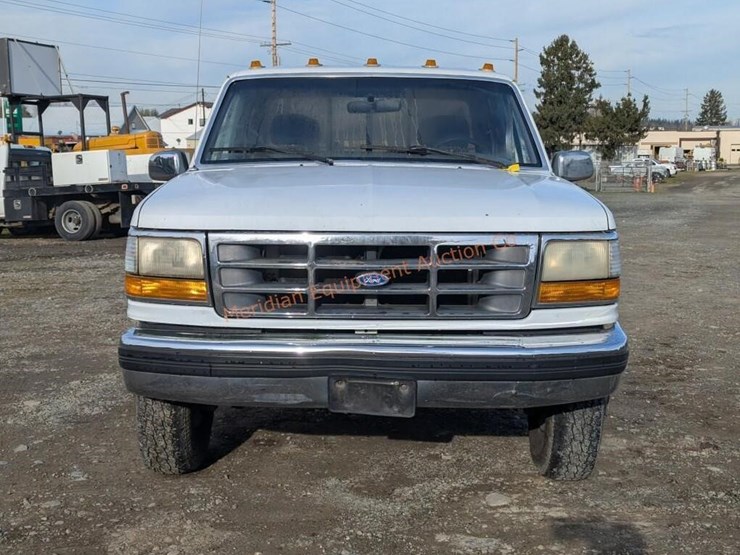 1995-ford-f350-xlt-image-2