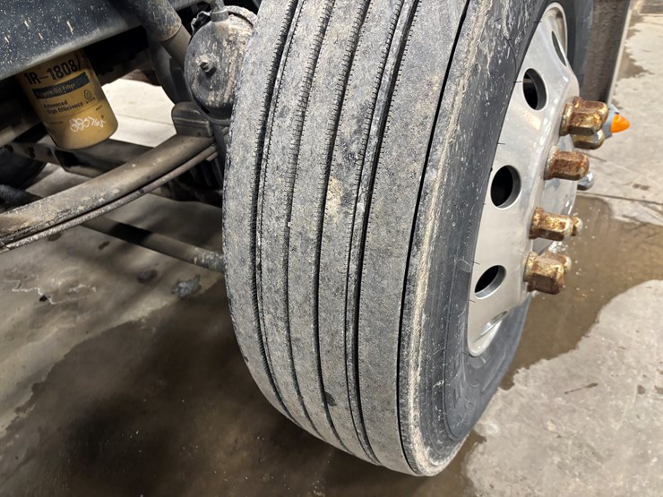 1987-peterbilt-379-image-88