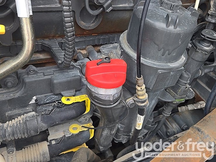 2019-peterbilt-579-image-40