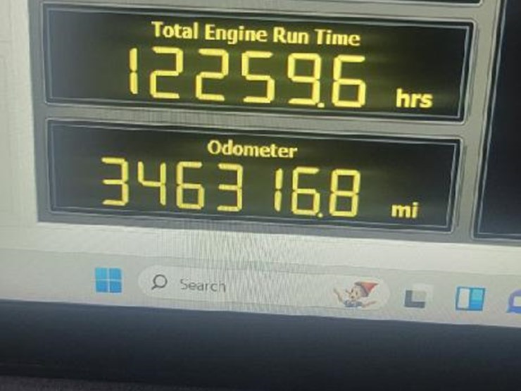 2018-freightliner-cascadia-126-image-80