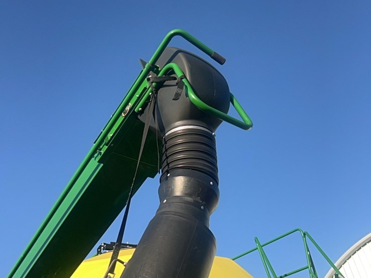 2018-john-deere-1910-image-197