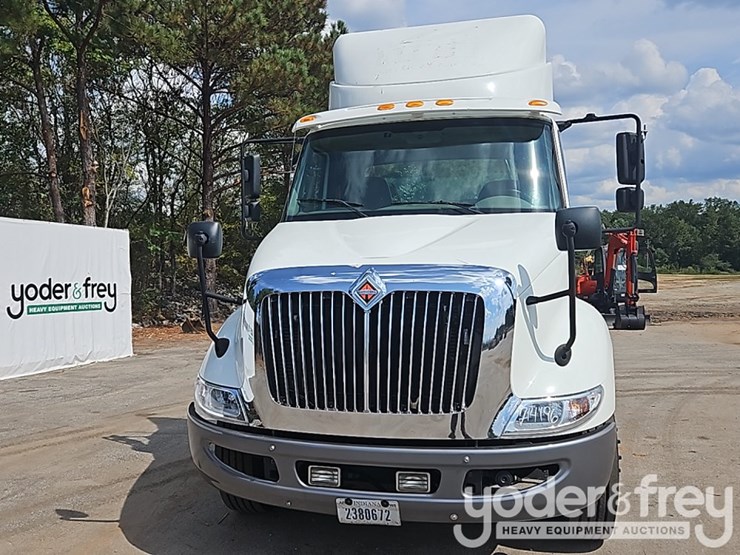 2017-international-8600-image-20