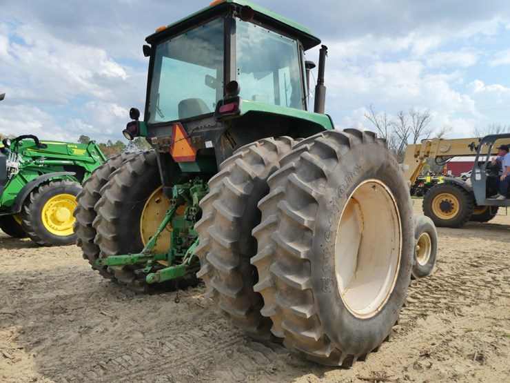 john-deere-4440-image-3
