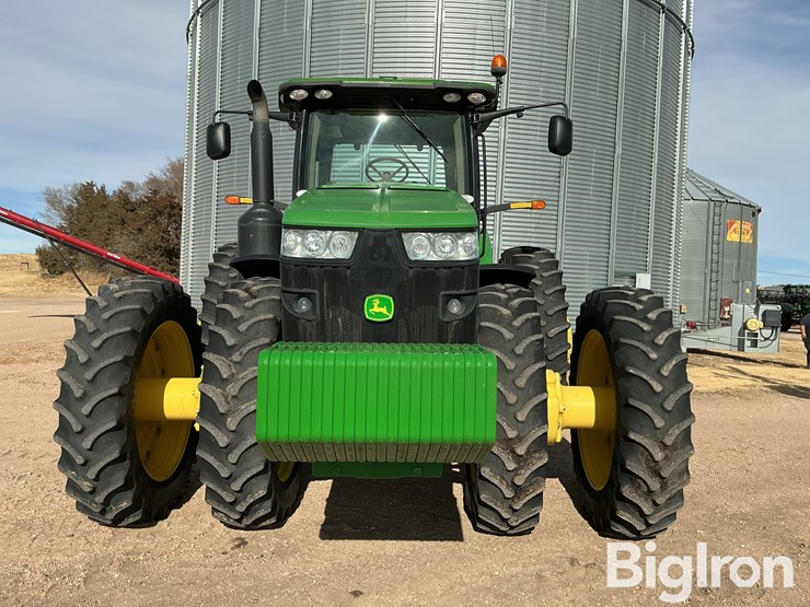 2011-john-deere-8335r-mfwd-tractor-image-2