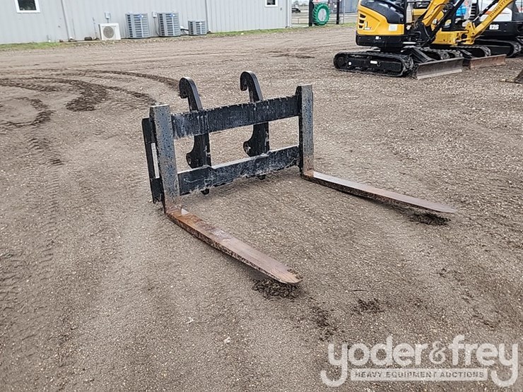 caterpillar-420f-image-7