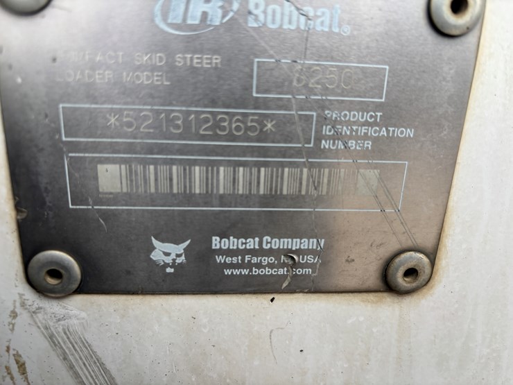 bobcat-s250-image-61