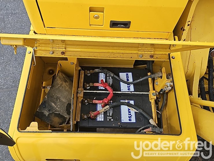 2019-komatsu-pc360-lc-11-image-33