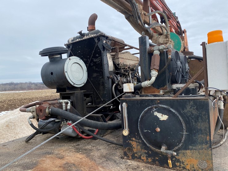 #400-•-1988-freightliner-boom-pump-truck-(has-wi-title)-(arpin,-wi)-image-15