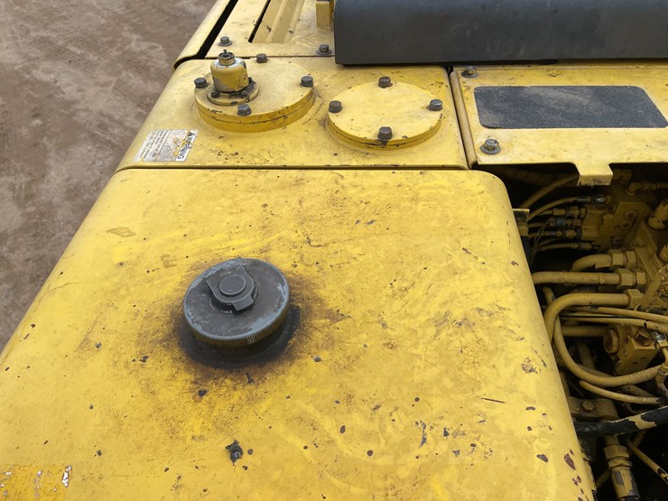 #1029-•-kobelco-150-excavator-image-25