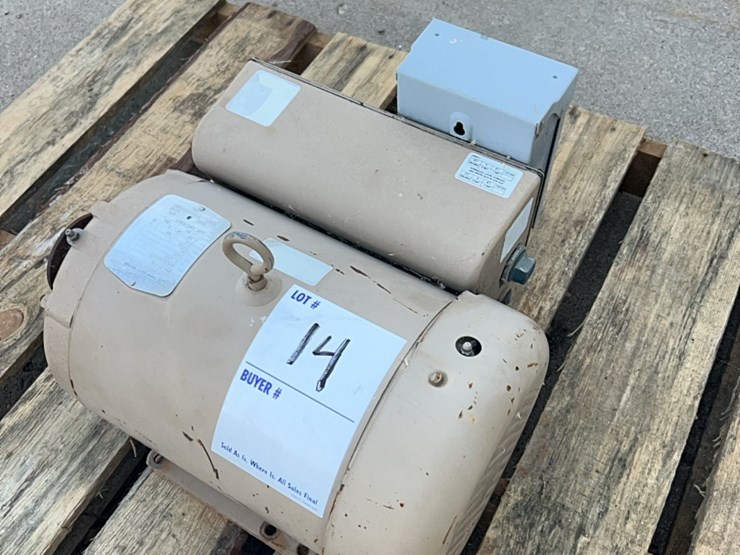 very-good-baldor-7.5-hp-220-single-phase-electric-motor-with-self-contained-on-off-switch-image-9