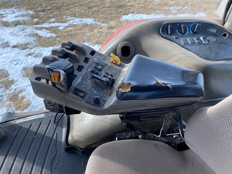 #120-•-2001-case-mx200-magnum-tractor-(colfax,-wi)-image-40