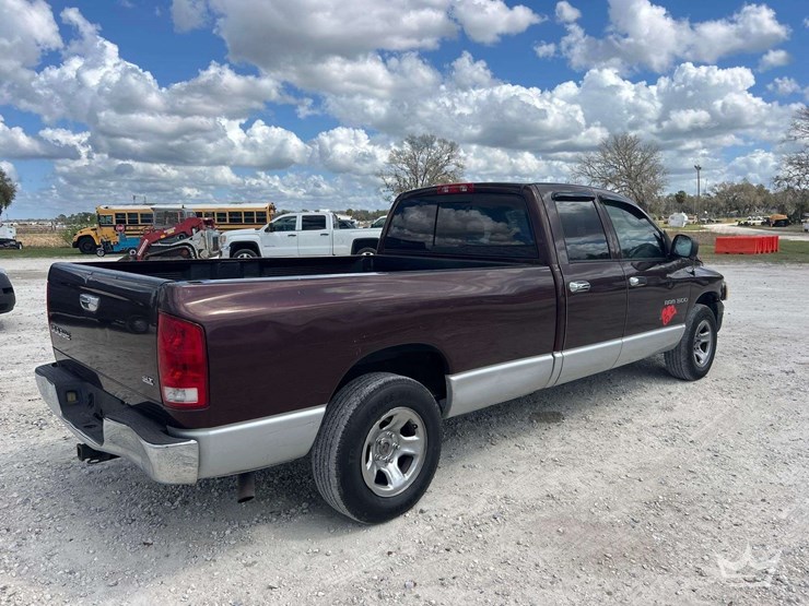 2004-dodge-ram-1500-image-3
