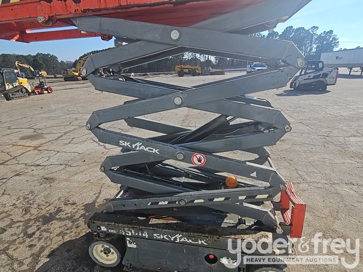 2017-skyjack-sjiii3219-image-24