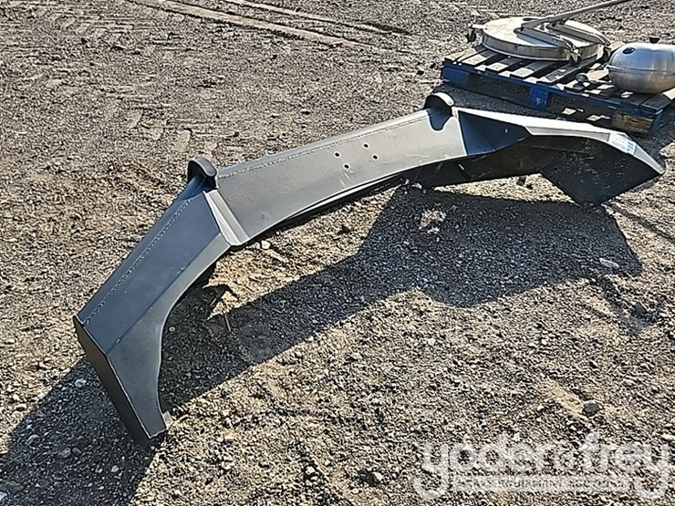 2016-gmc-2500-image-3