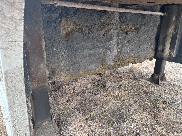 2001-hackney-beverage-trailer-image-30