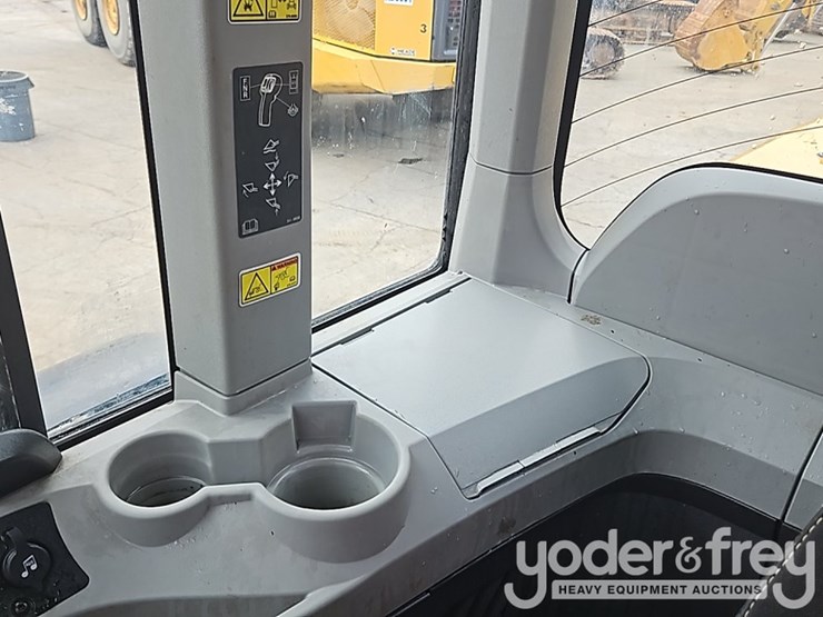 2021-caterpillar-930m-image-37