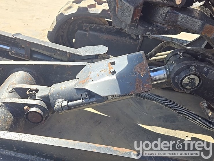 2018-kubota-kx057-4-image-39