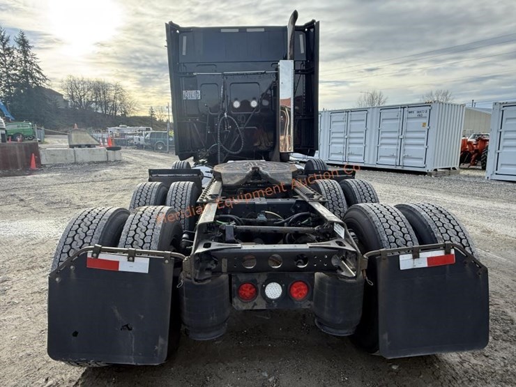 2017-international-prostar-image-5