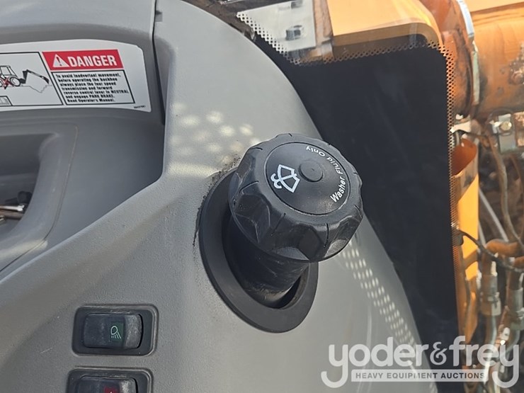 2022-case-590sn-image-89