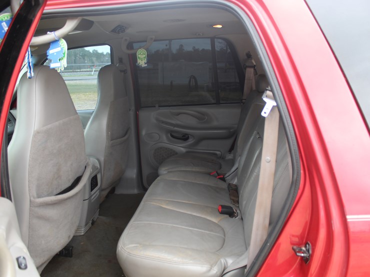 2001-ford-expedition-image-4