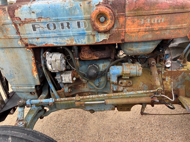 ford-3400-image-9
