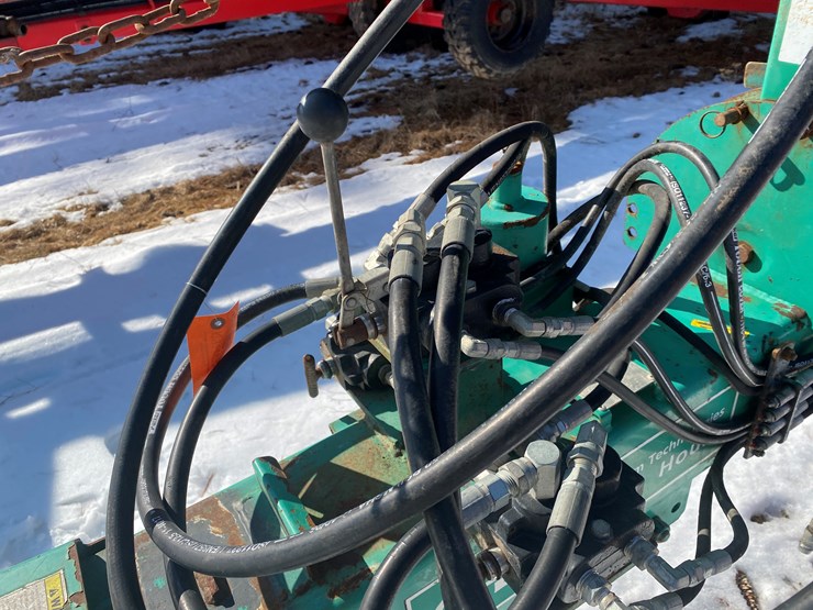 2011-houle-ap-l-42t-image-26