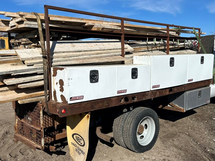 2005-ford-f550-image-5