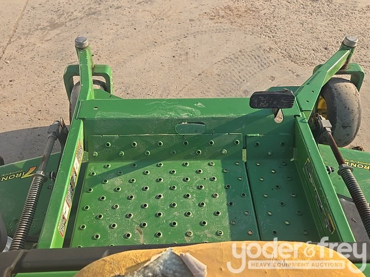 john-deere-72-image-41