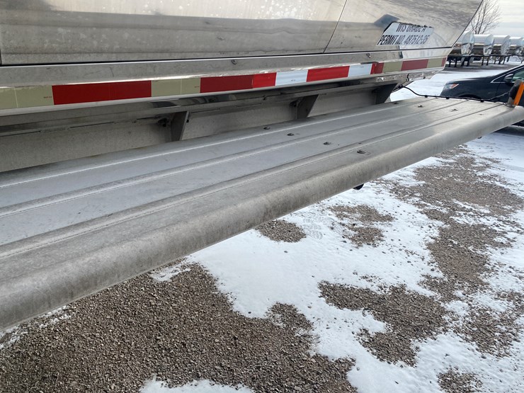 2000-walker-tanker-image-28