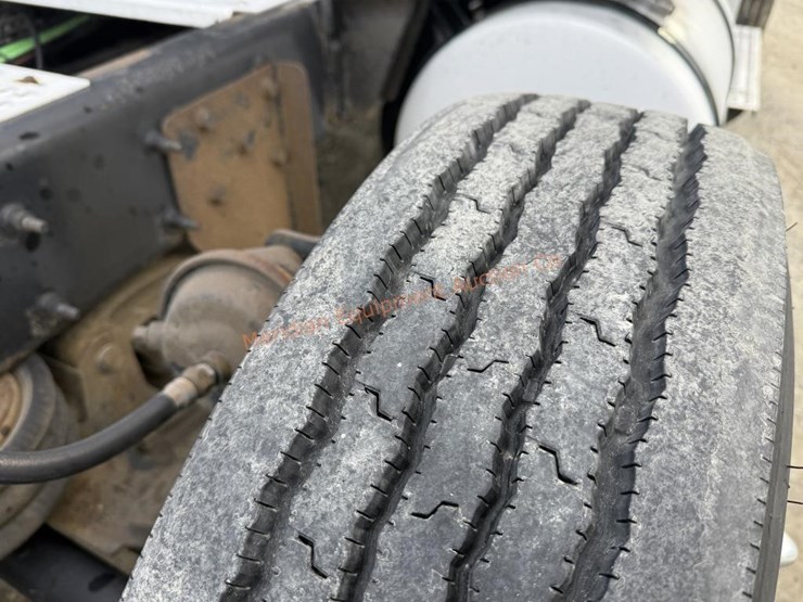 2017-international-prostar-image-17