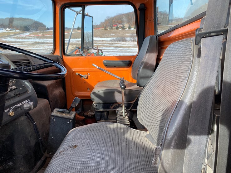 1991-ford-l9000-image-40