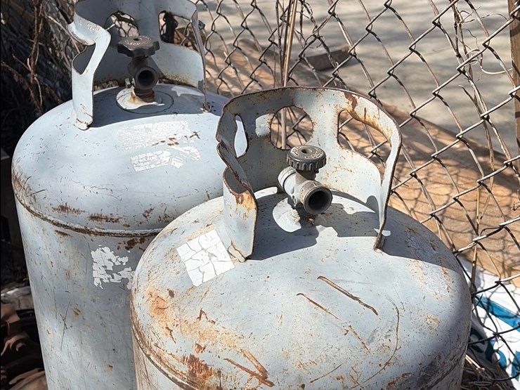 #9-•-propane-tanks-image-9